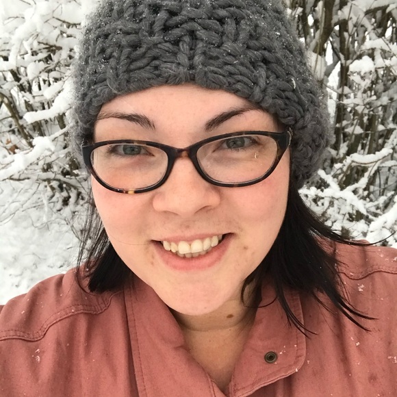 Meet your Posher, Bethany - Picture 1 of 1